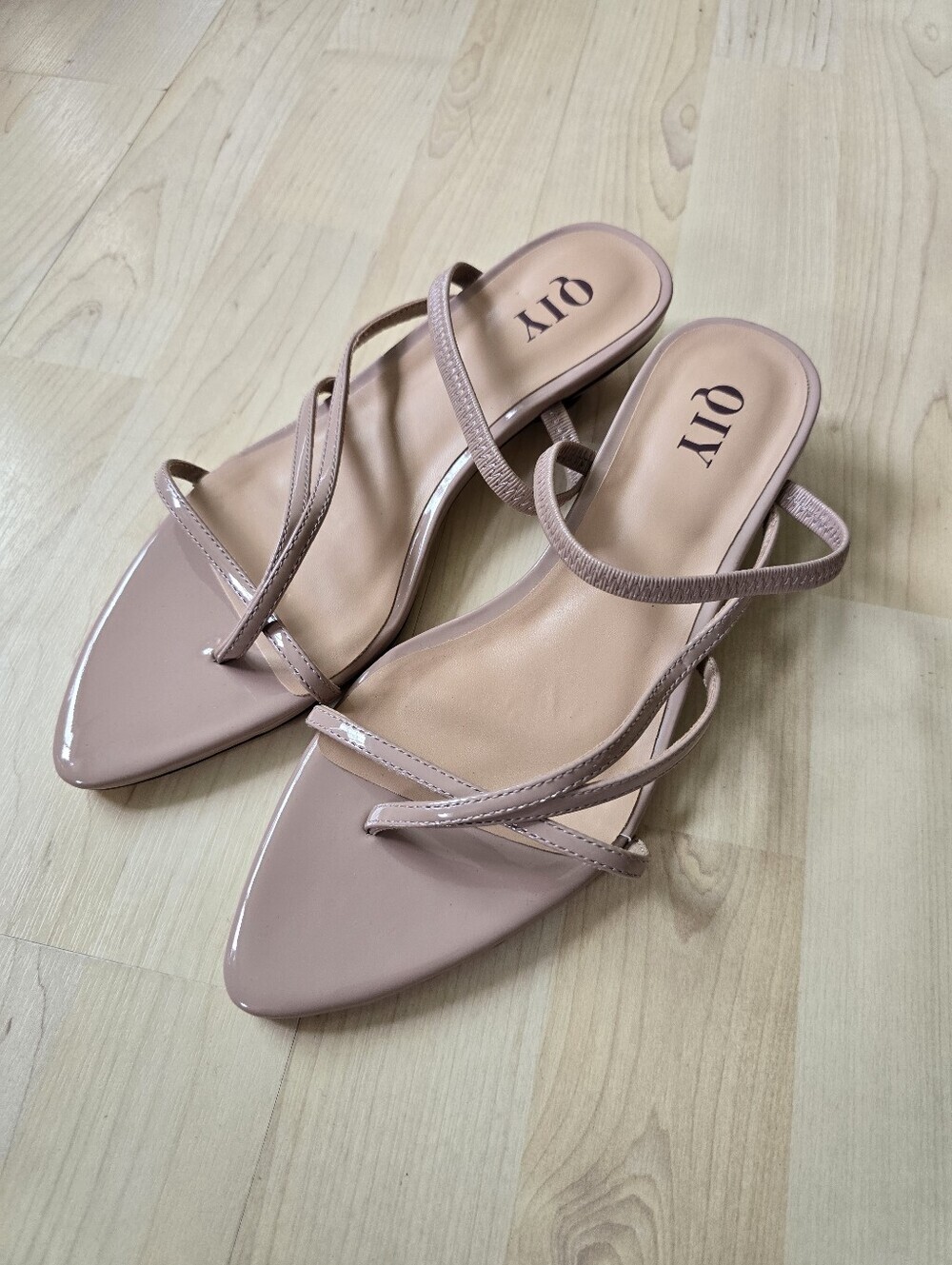 QIY Strappy Kitten Heel Sandals Nude Size 7